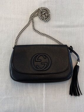 Gucci Soho Flap Black Pebbled Calfskin Leather Crossbody Bag Medium